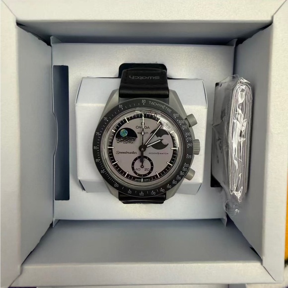 🍬Swatch x Omega Bioceramic Moonswatch Mission To Earthphase Watch - Picture 3 of 4